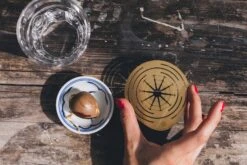 "Helios" Wachstumsscheibe Aus Messing -Garten Flaire Verkaufsgeschäft house of thol helios wachstumsscheibe aus messing 1541419 de