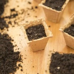 Abbaubare Anzuchttöpfe Eckig, 120 Stück -Garten Flaire Verkaufsgeschäft own grown abbaubare anzuchttoepfe eckig 120 st 1679322 de